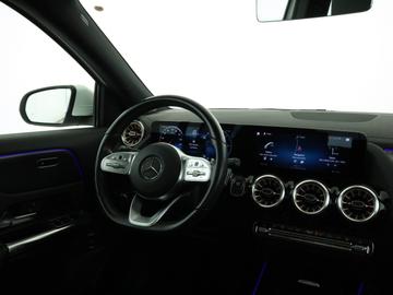2021 Mercedes-BENZ EQA — фото 10