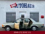 Mercedes-Benz 230 - Mercedes-Benz 230: Limousine