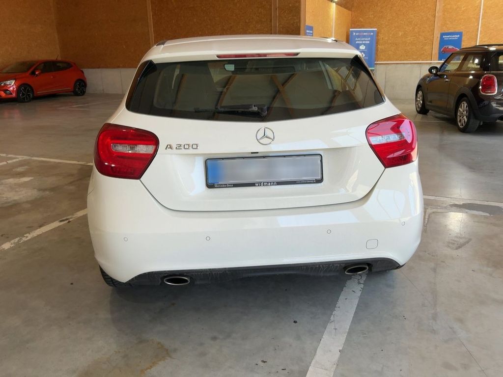 Urban Bi-Xenon NAVI KAMERA PDC SHZ EU6