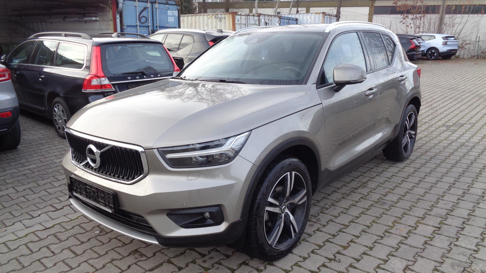 Volvo XC40 Momentum Pro*ACC*PIXEL-LED*BLIS*WI-PAKET
