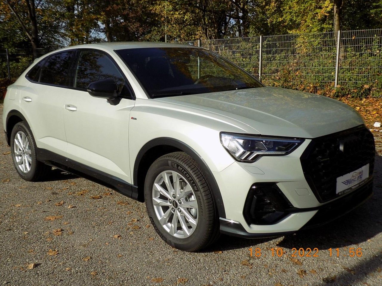 Fahrzeugabbildung Audi Q3 Sportback 35 TDI 110 kW qu. S-tr. Navi LED