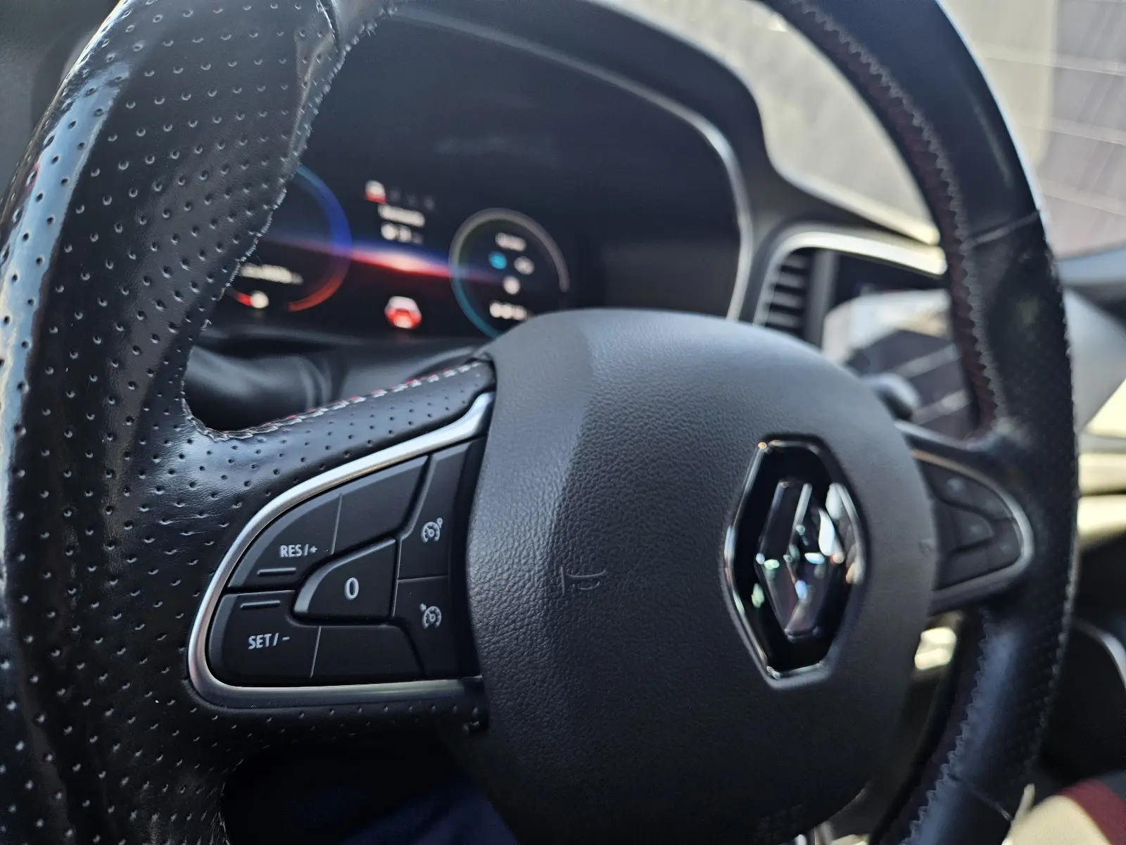 Renault Megane E-TECH R.S. Line Plug-in Head-up NAV MWST