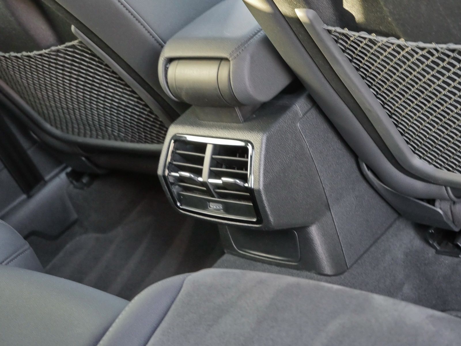 Audi Q3 - Bild 17