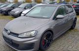 Volkswagen Golf GTD 2.0TDI/Panorama/Alcantara/Automatik/LED - mit Diesel-Antrieb: Grau, Alcantara, Limousine