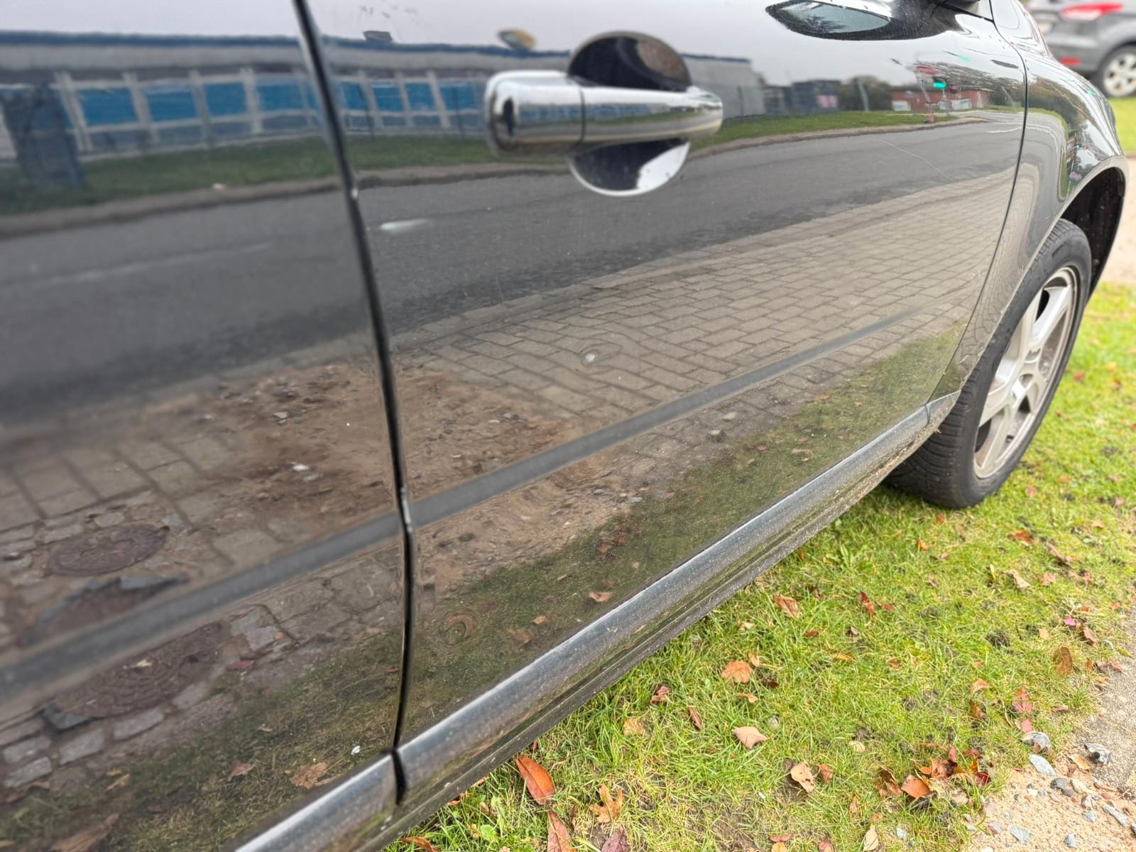 Volvo V70 2011 — photo 12