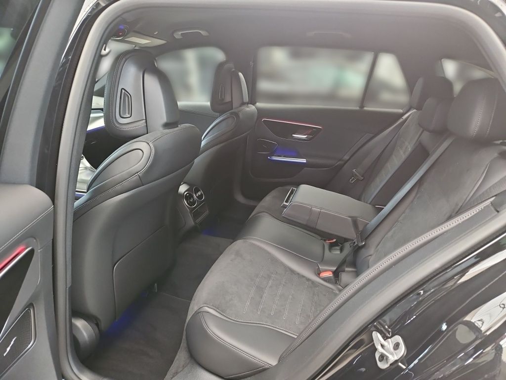 Fahrzeugabbildung Mercedes-Benz C 180 T-Modell +EDITION-AMG+NIGHT+AHK+WINTER+360