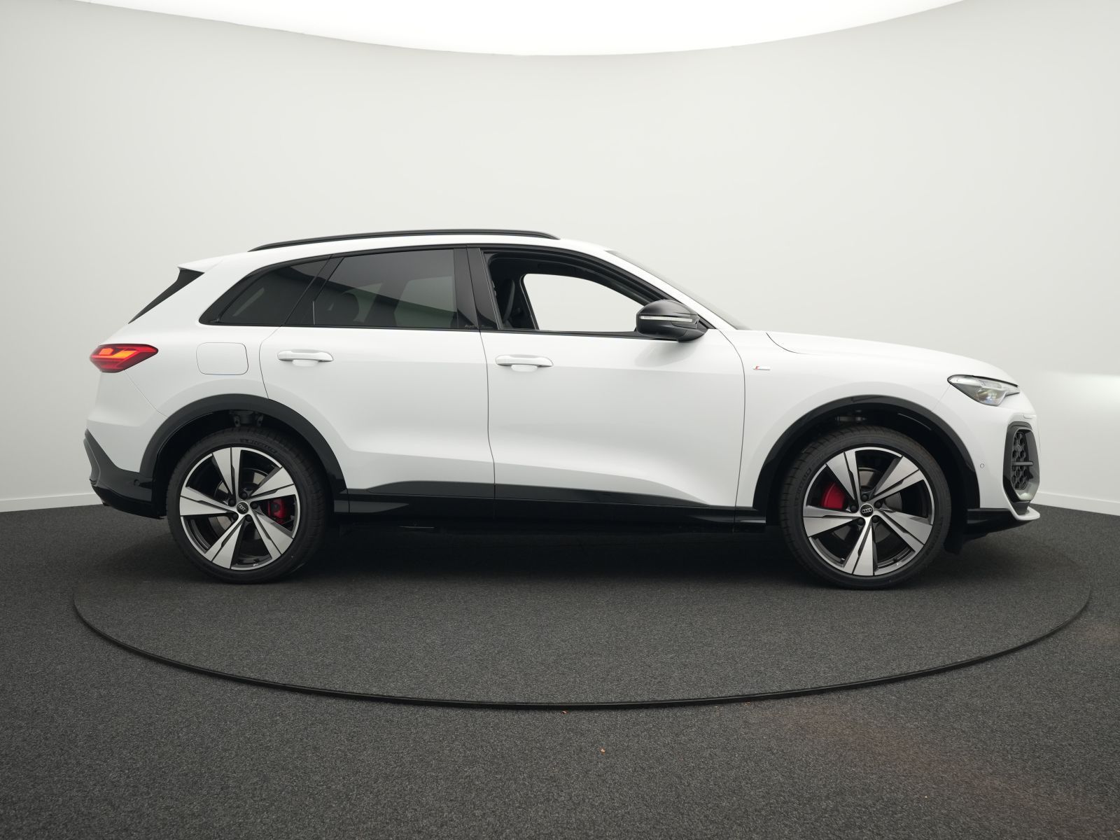 Audi Q5 - Bild 14
