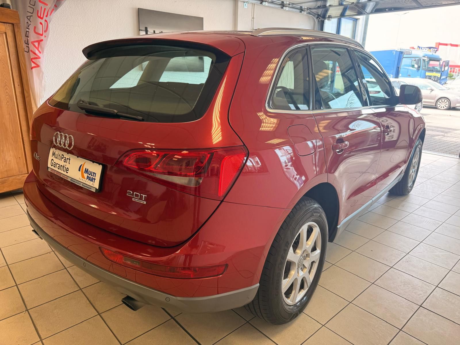 Fahrzeugabbildung Audi Q5 2.0 TFSI 132 kW quattro/AHK/8.FACH BEREIFT