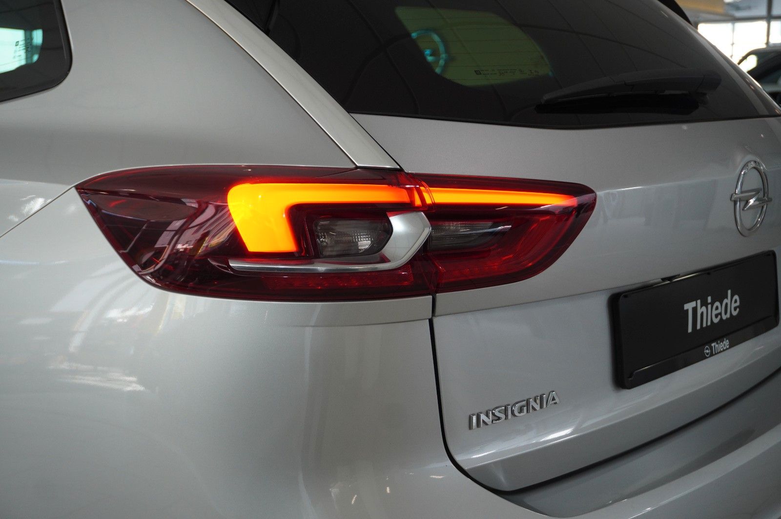 Fahrzeugabbildung Opel Insignia B ST 1.5D ELEGANCE NAVI/LED/KAMERA/DAB+