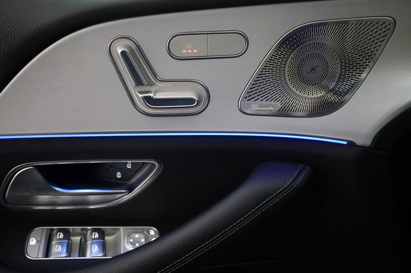 Fahrzeugabbildung Mercedes-Benz GLE 350e 4M Coupe,AMG,Night-P.,360Kamera,AHK +WR