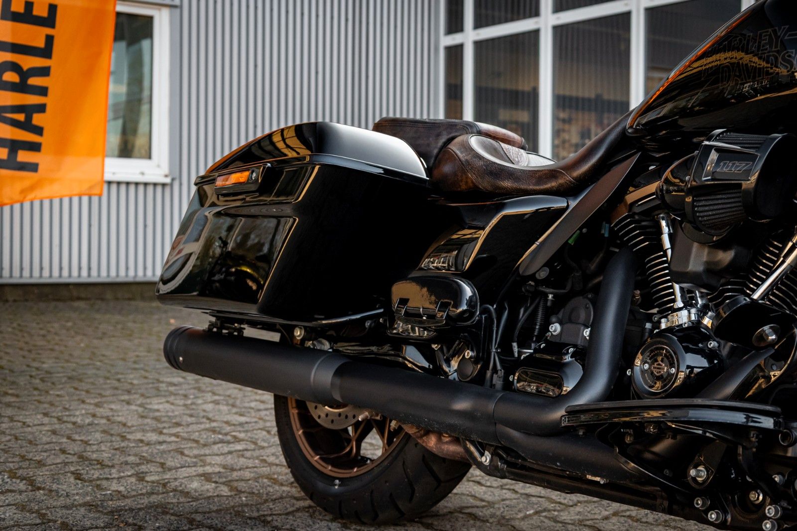 Fahrzeugabbildung Harley-Davidson FLHXST STREET GLIDE ST 117 - Kesstech -