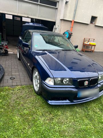 BMW e36 Cabrio 320i