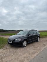 Volvo V50 1.8 Xenon/SHZ/AHK - Volvo V50 mit Benzin-Antrieb: Kombi, 1.8