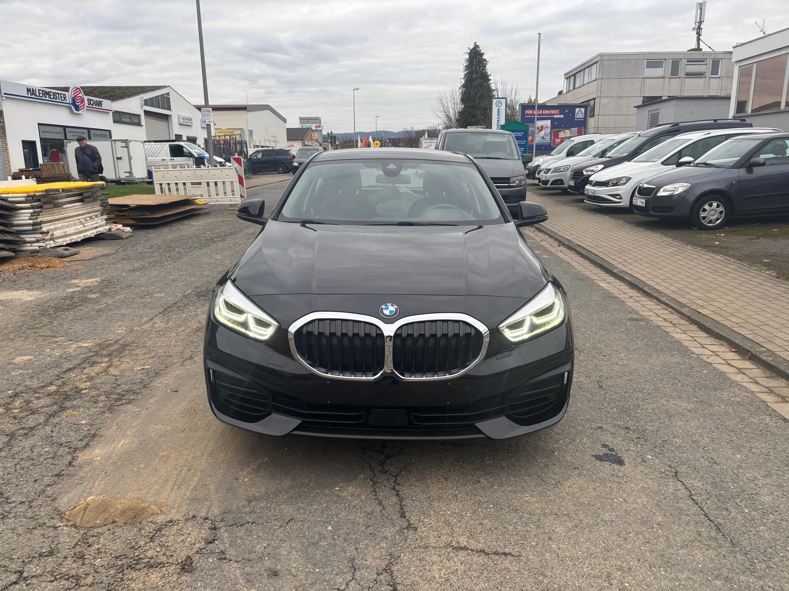 BMW 116 1 Limousine 116 i Advantage