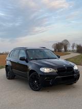 BMW X5 E70 M50D HUD/SOFT/KEYLESS/PANO - BMW M5 aus 2013