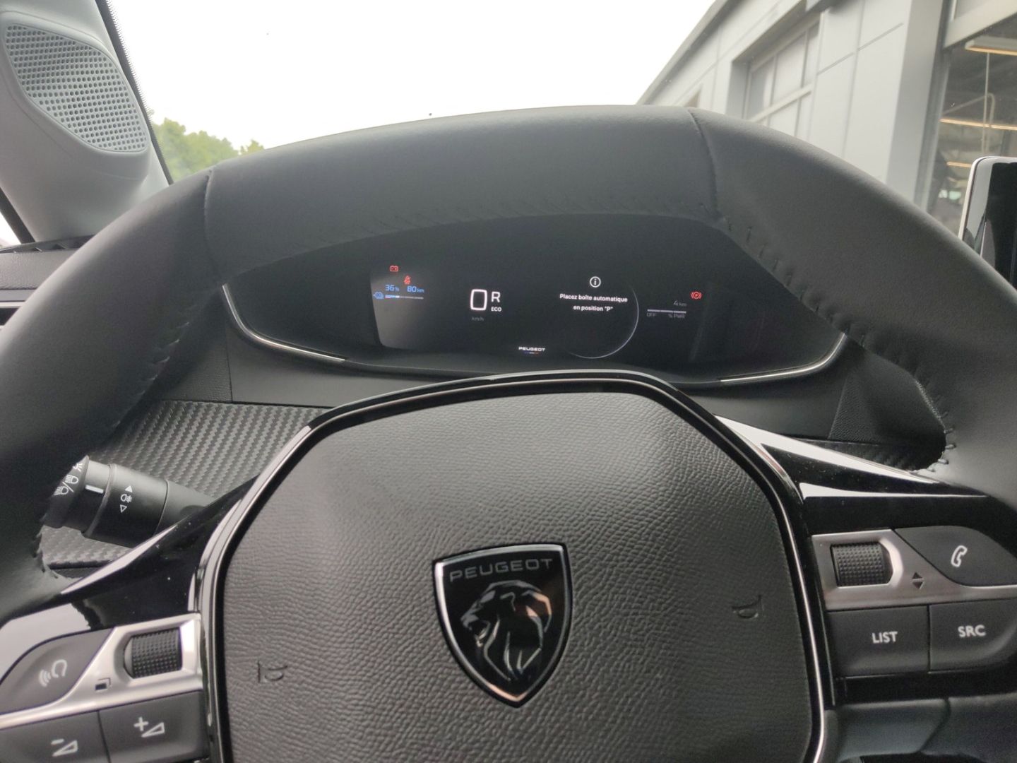 Peugeot e-208 - Bild 12