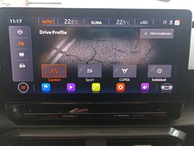 Fahrzeugabbildung CUPRA Leon SP 2.0 TSI VZ DSG  NAVI+LED+DIGITAL-COCKPIT