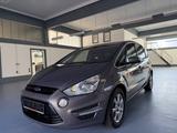 Ford S-MAX ECOBOOST TITANIUM *KLIMAAUTOMATIK*PDC*AHK* - gebrauchte Ford S-Max aus dem Jahr 2013