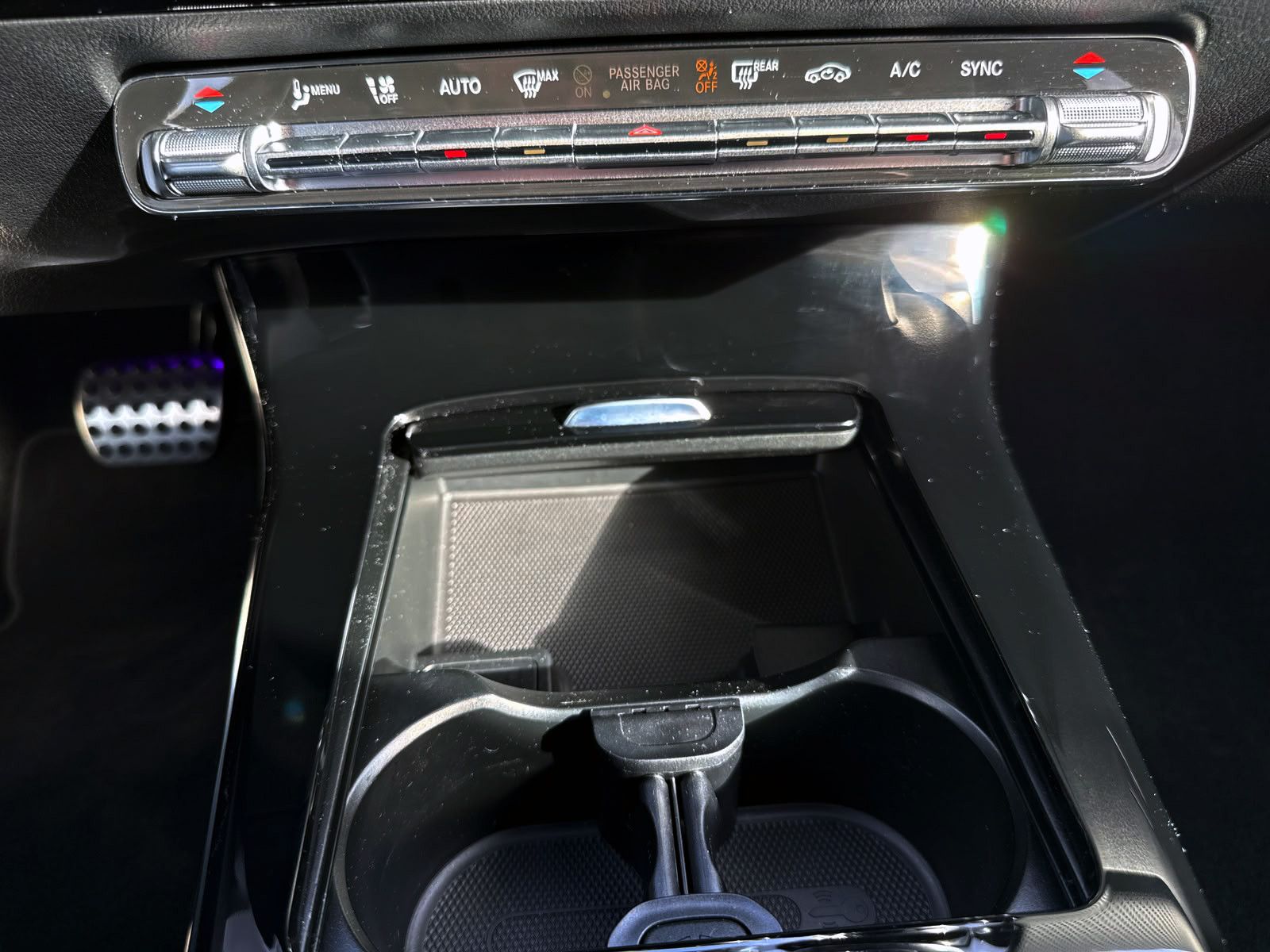 Fahrzeugabbildung Mercedes-Benz A250 4Matic Advanced AMG-Line HUD 360° ACC AMBI