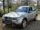 BMW X3 30d xDrive/AHK/Scheckheft/8Fach/TÜV... - BMW 330 mit Diesel-Antrieb: Geländewagen