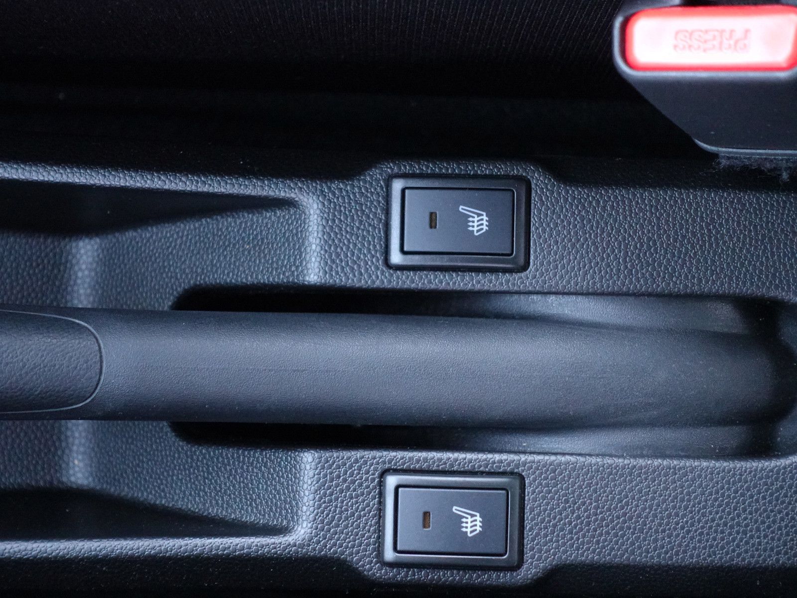 Fahrzeugabbildung Suzuki Ignis 1.2 DUALJET Comfort+ I. Hd RFK Navi App