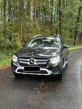 Mercedes-Benz GLC 250 d 4MATIC Autom. - - Mercedes-Benz: Firmenfahrzeug