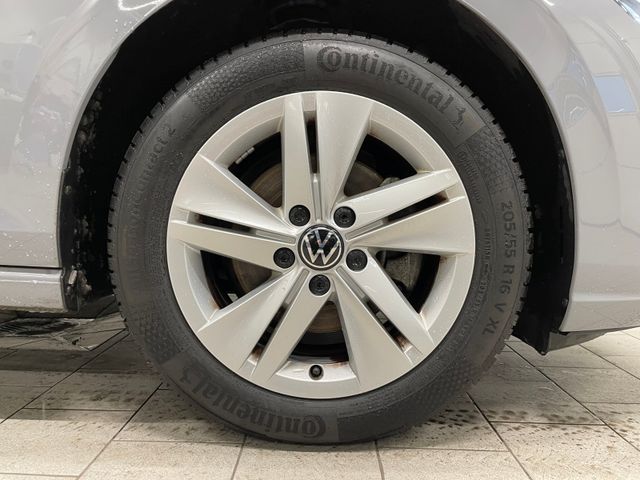 Golf VIII Life 1.0 eTSI DSG RFK NAVI ACC SHZ
