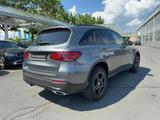 Mercedes-Benz GLC 300 e 4M AMG+NIGHT+AHK+LED+FLA+AMBI+KAMERA++ - gebrauchte Mercedes-Benz GLC 300 aus dem Jahr 2022