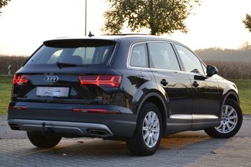 Audi Q7 - 7
