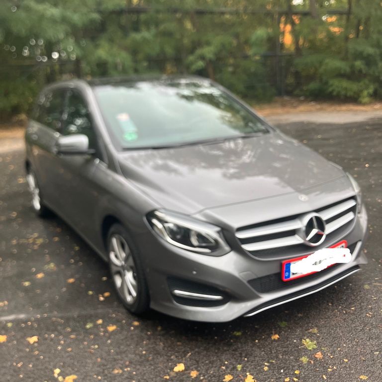 Image of Mercedes-Benz B 200