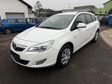 Opel Astra J Sports Tourer Design Edition*aus 1. Hand - Opel Astra aus 2011: Kombi