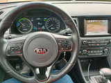 Kia Niro 1.6 GDI PHEV Vision mit AAHK, SoH:100% - Kia Niro von privat
