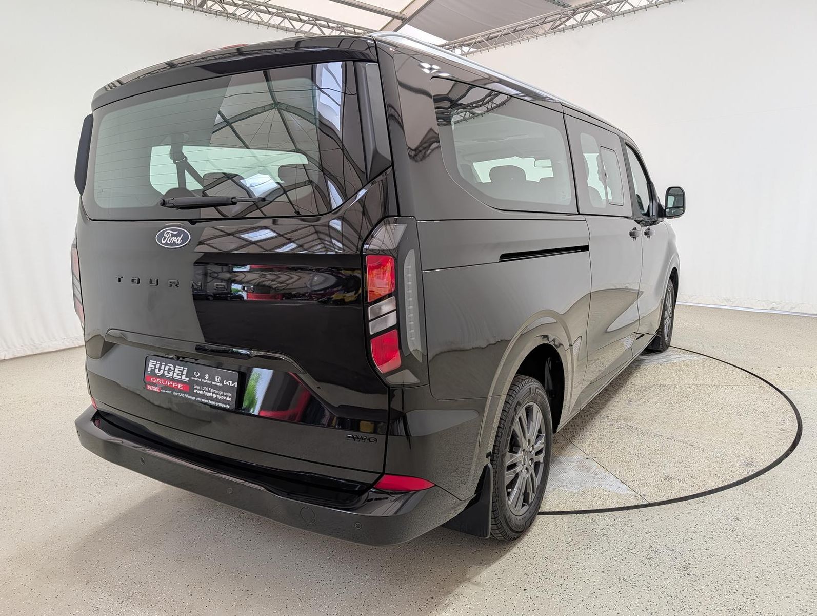 Ford Tourneo Custom 2.0 AT AWD Titanium L2 ACC|Navi|R foto 4