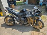 Yamaha R1 / RN22 BigBang / 12700km / Akrapovic - YAMAHA RN12 R1