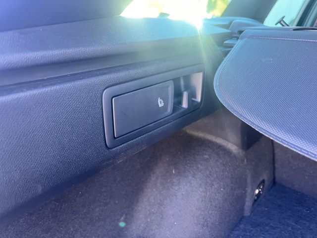Leon Sportstourer VZ e-Hybrid*Navi/LED/AHK/SHZ*
