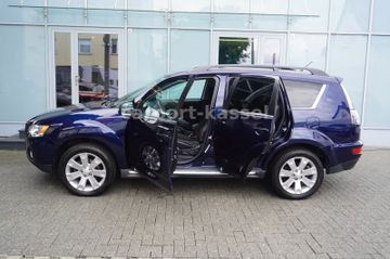 Mitsubishi Outlander - 10