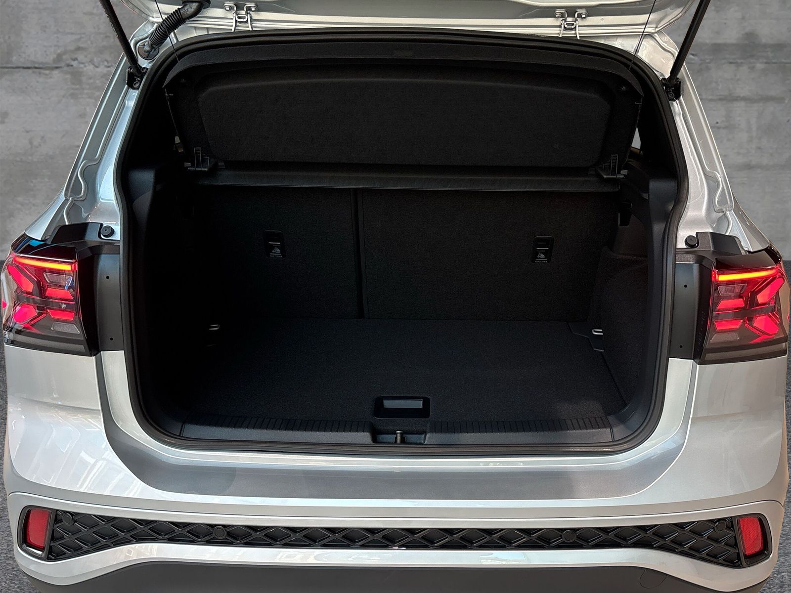 Fahrzeugabbildung Volkswagen T-Cross 1.0 TSI R-Line AHK Kamera Navi AppConnec