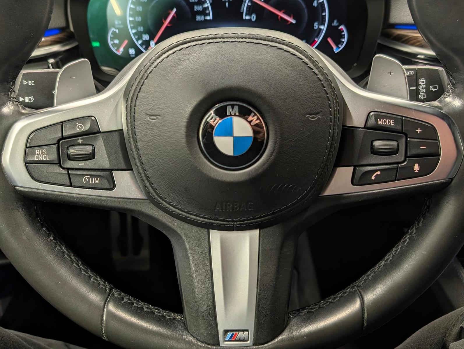 BMW 530d Touring M-Sport LED/AHK/Leder/360°Kam/HUD