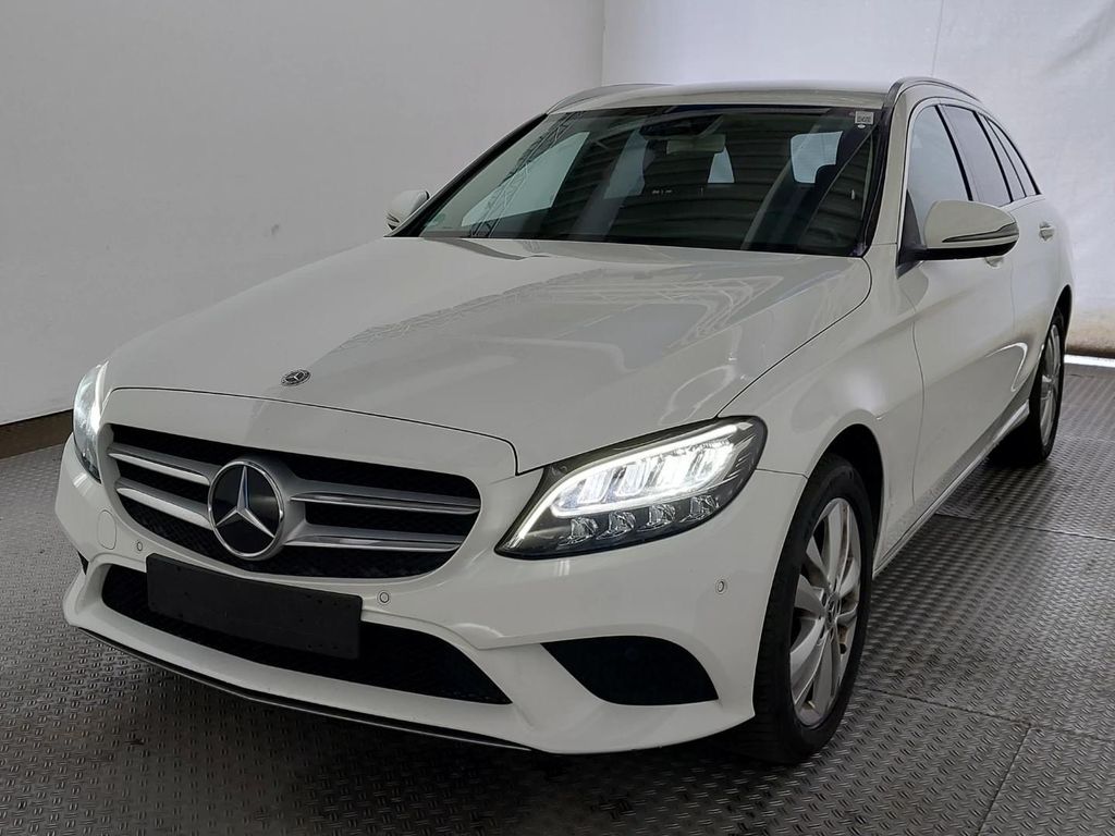 Image of Mercedes-Benz C 220