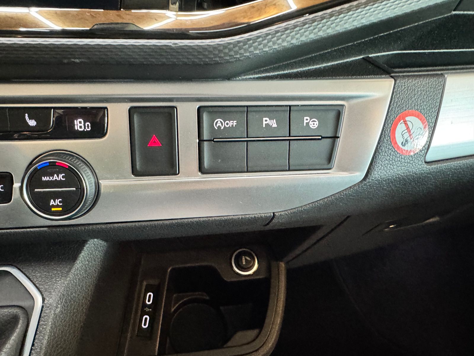 Volkswagen T6.1 California Beach Edition VR ACC LED DSG foto 20