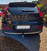Volvo XC40 T3 -MOMENTUM 6Gang Schaltgetriebe  - Volvo XC40 von privat