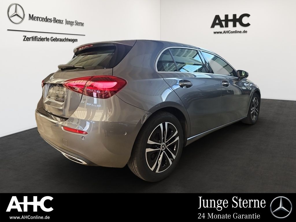 Fahrzeugabbildung Mercedes-Benz A 180 Progressive Navi LED SpurH SHZ KeyLess KAM