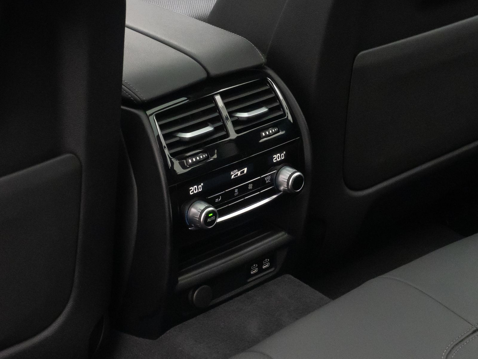Fahrzeugabbildung BMW 540d xD Panorama Kamera DAB HiFi Lenkrhzg Sport