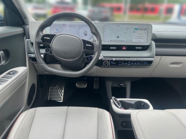 Fahrzeugabbildung Hyundai IONIQ 5 Uniq Elektro 58 kWh HUD Navi Digitales C