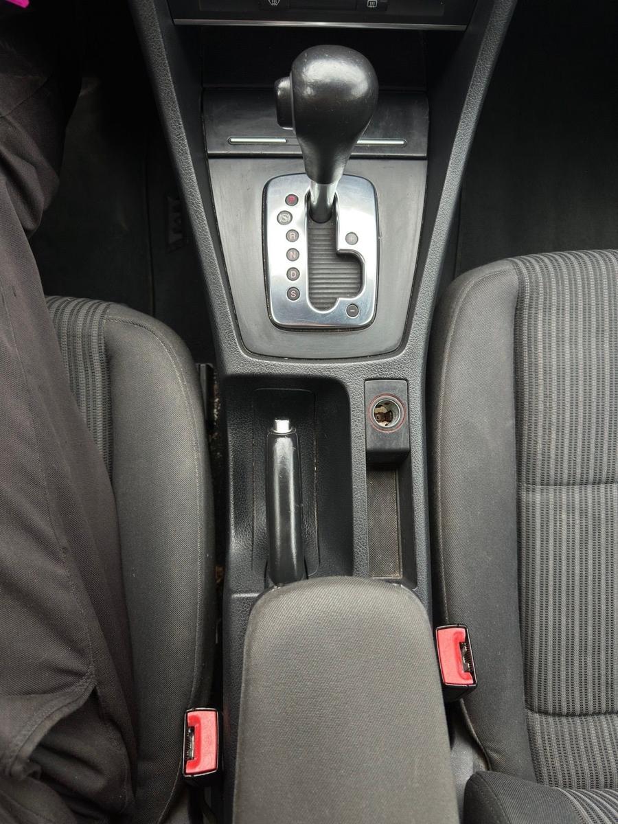 Audi Quattro 2005 — photo 17