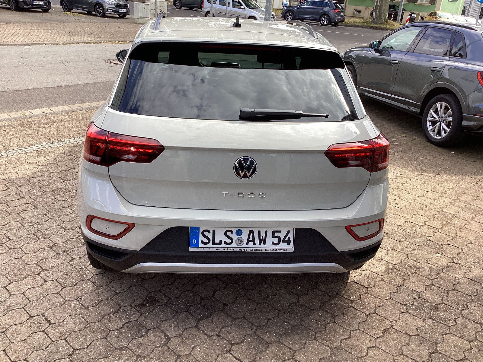 Fahrzeugabbildung Volkswagen T-Roc Goal 1.0 TSI LED  ACC