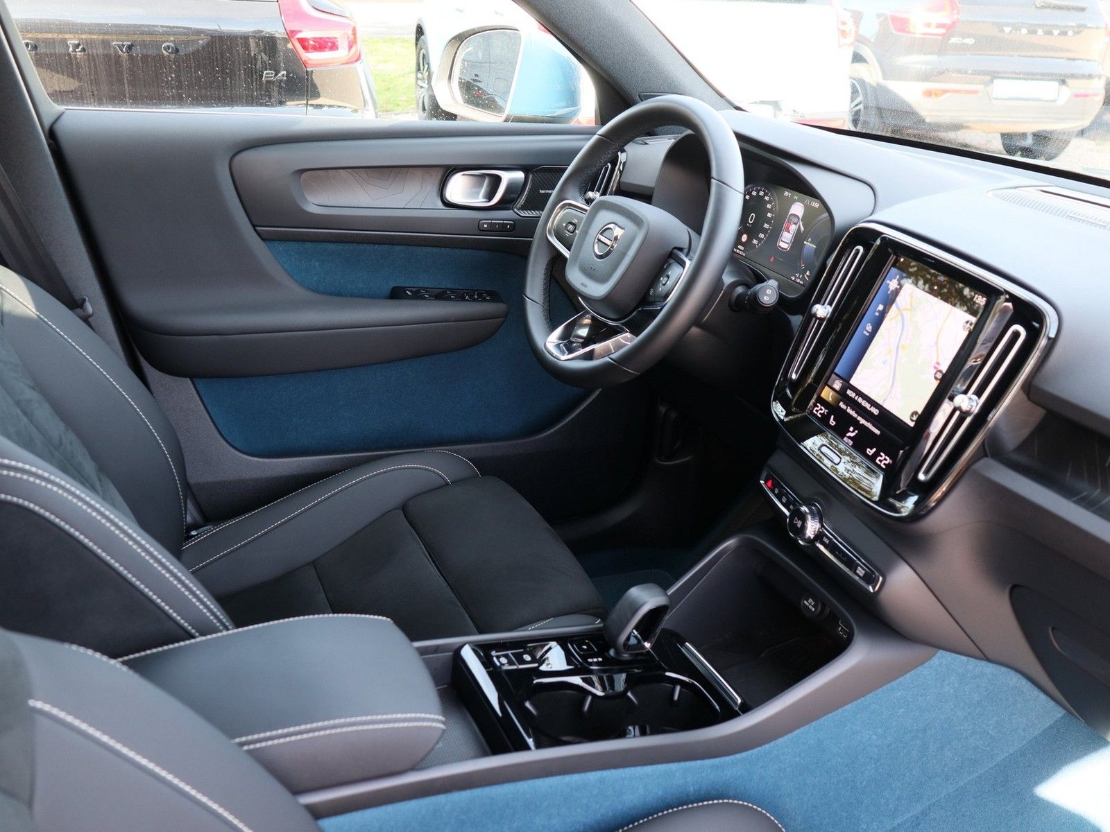 Volvo XC40 T4 Ultimate Bright Recharge Plug-In Hybrid imagem 3