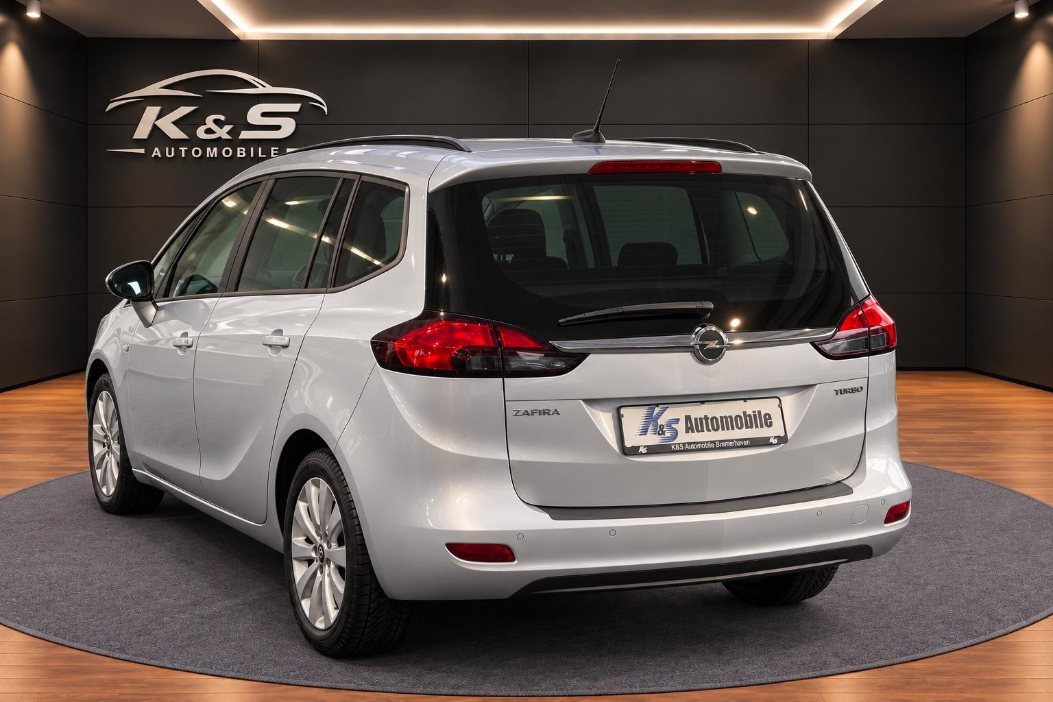 Opel Zafira C 140PS*7SITZER*AHK*PDC*SZH&LHZ*TEMPO*