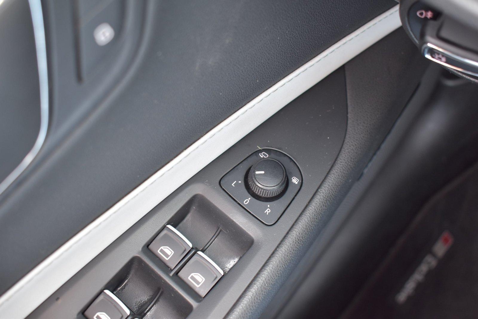Seat Leon ST Cupra 265 ch DSG • Baquets Alcantara • Toit pano • Caméras AV/AR • DCC • CarPlay