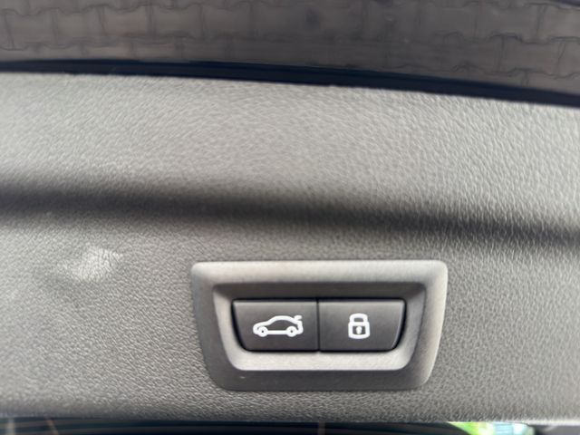 Fahrzeugabbildung BMW 218i Active Tourer Luxury Cam+ACC+Harman/Kardon